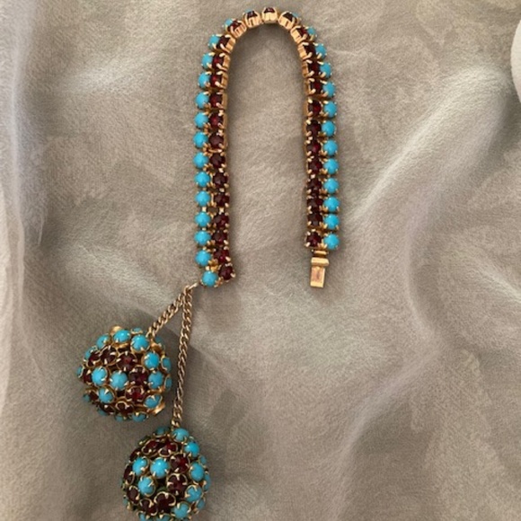 Vintage Signed Hattie Carnegie Bracelet